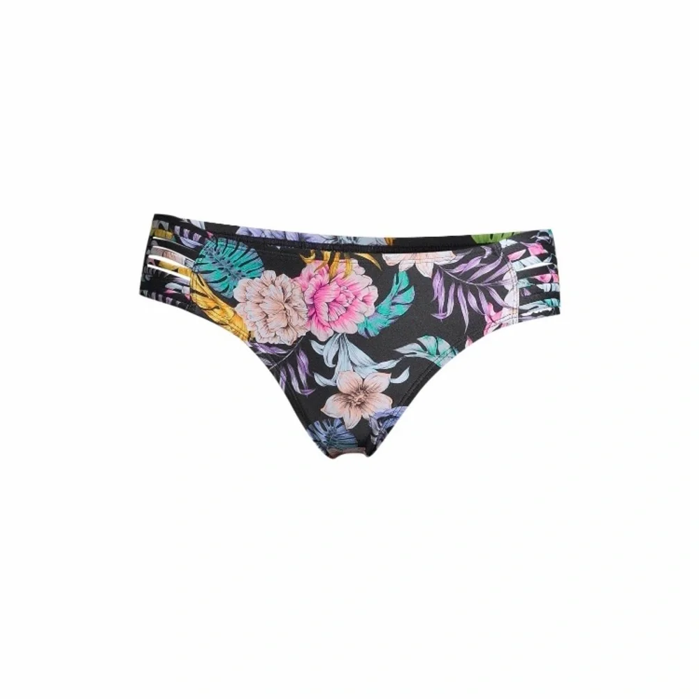 New NO BOUNDARIES HIPSTER FLOWER JUNIORS BOTTOM size M (7-9)